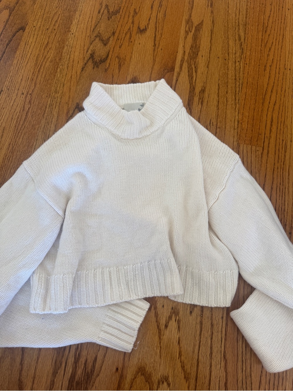 Aritzia Wilfred Cozy Cream Turtleneck Knit Sweater